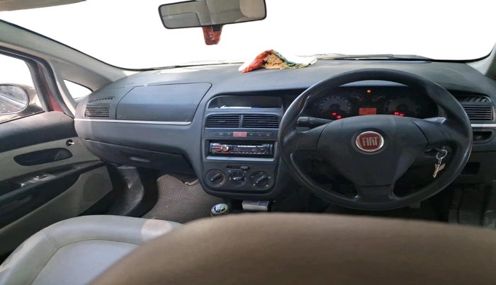 2014 Fiat Linea Active 1.4 L, Petrol, Manual, 90,791 km, interior