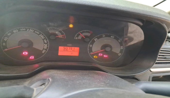 2014 Fiat Linea Active 1.4 L, Petrol, Manual, 90,791 km, interior