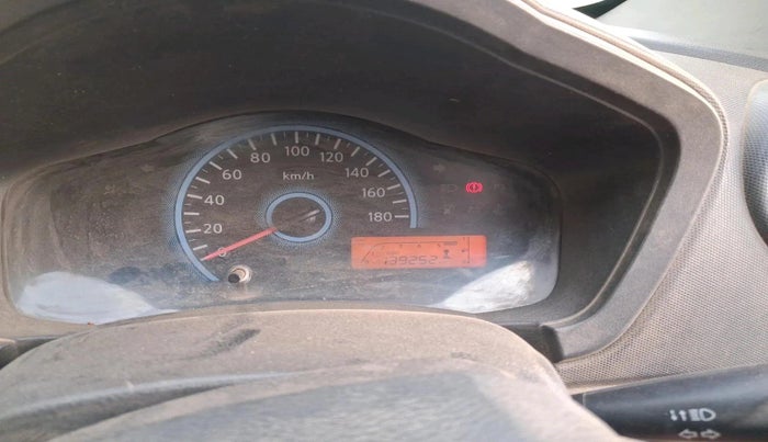 2017 Datsun Redi Go GOLD LIMITED EDITION, Petrol, Manual, 1,39,252 km, interior