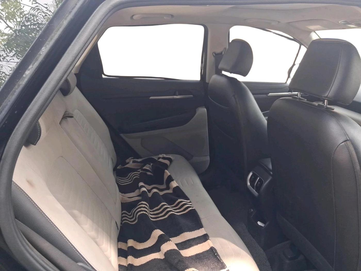 2020 KIA SONET HTX 1.0 IMT, Petrol, Manual, 98,558 km, interior