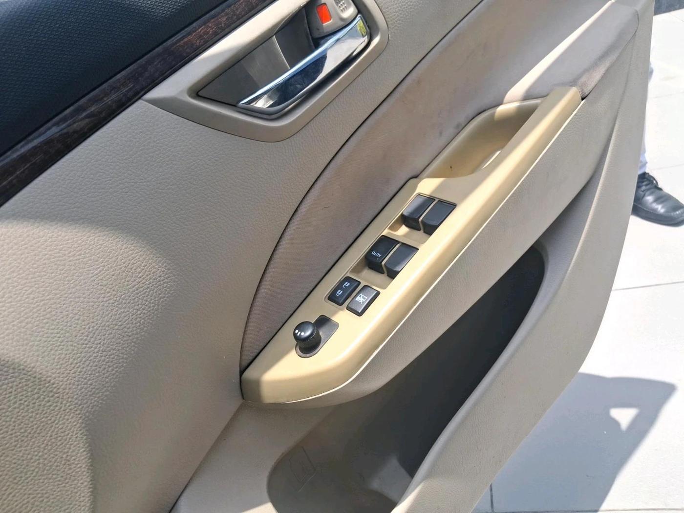2014 Maruti Swift Dzire VDI, Diesel, Manual, 1,30,889 km, interior