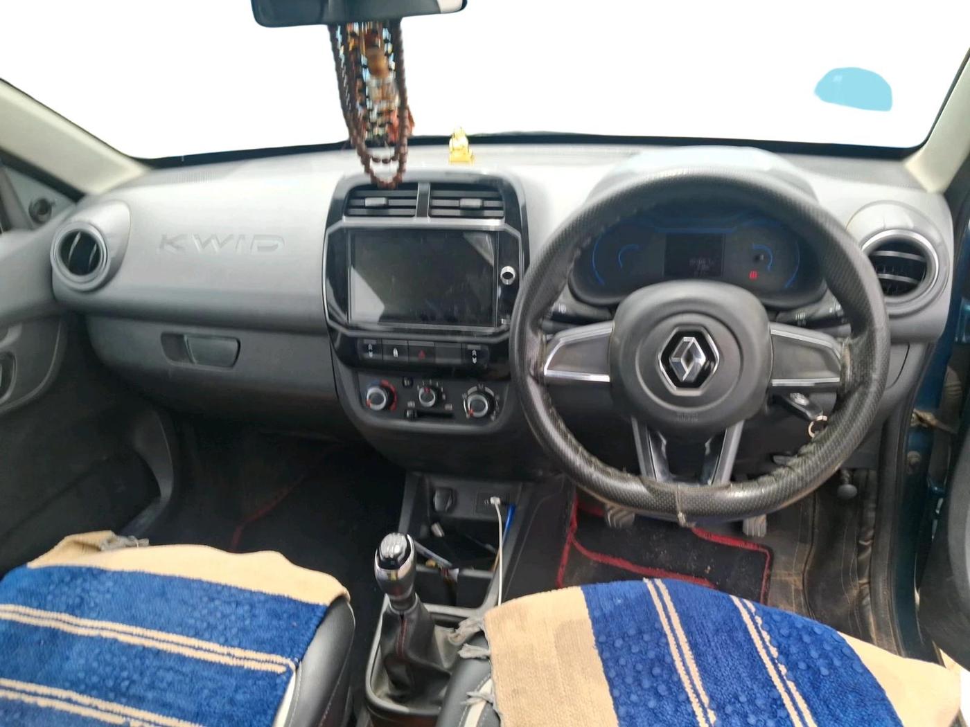 2021 Renault Kwid RXT 0.8, CNG, Manual, 1,04,867 km, interior