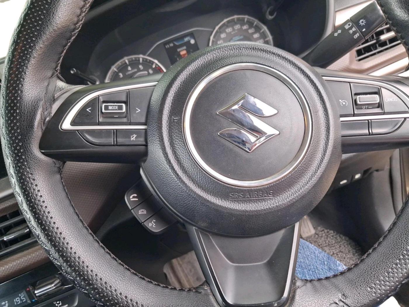 2023 Maruti BREZZA ZXI AT SMART HYBRID, Petrol, Automatic, 47,301 km, interior