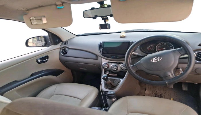 2013 Hyundai i10 MAGNA 1.1, Petrol, Manual, 1,67,614 km, interior