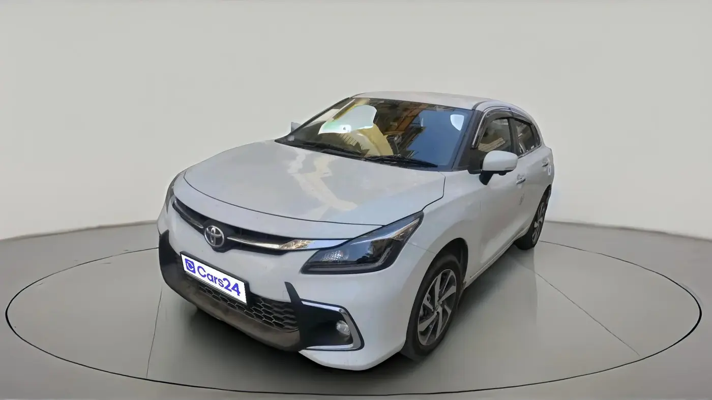 2025 Toyota Glanza V AMT, Petrol, Automatic, 5,600 km, exterior