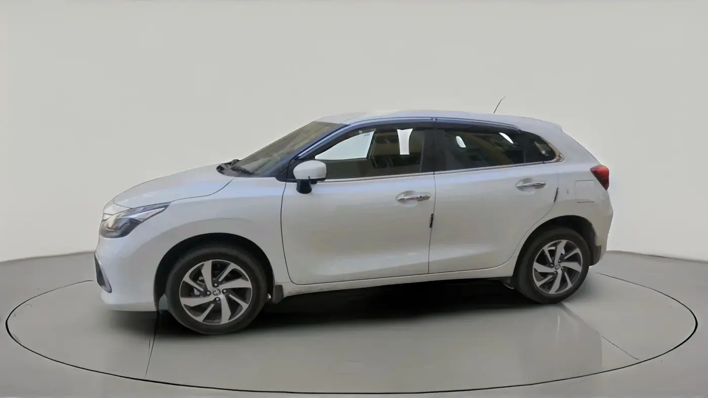 2025 Toyota Glanza V AMT, Petrol, Automatic, 5,600 km, exterior