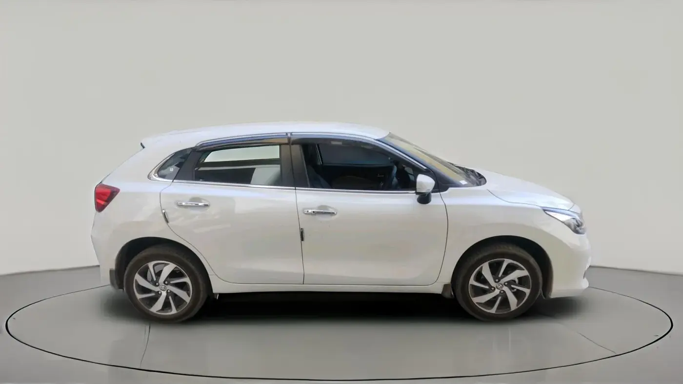2025 Toyota Glanza V AMT, Petrol, Automatic, 5,600 km, exterior