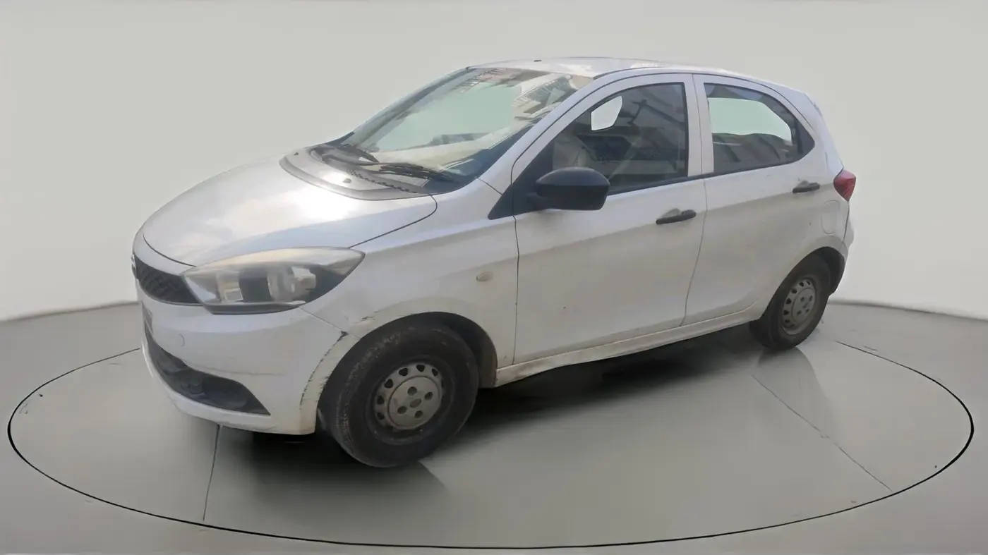 2017 Tata Tiago XM PETROL, Petrol, Manual, 98,159 km, exterior
