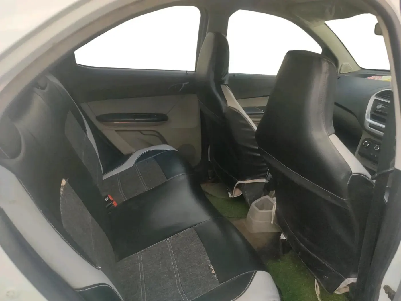 2017 Tata Tiago XM PETROL, Petrol, Manual, 98,159 km, interior