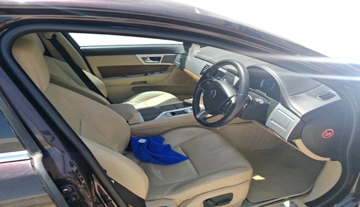 2015 Jaguar XF 2.2 DIESEL LUXURY, Diesel, Automatic, 40,559 km, interior