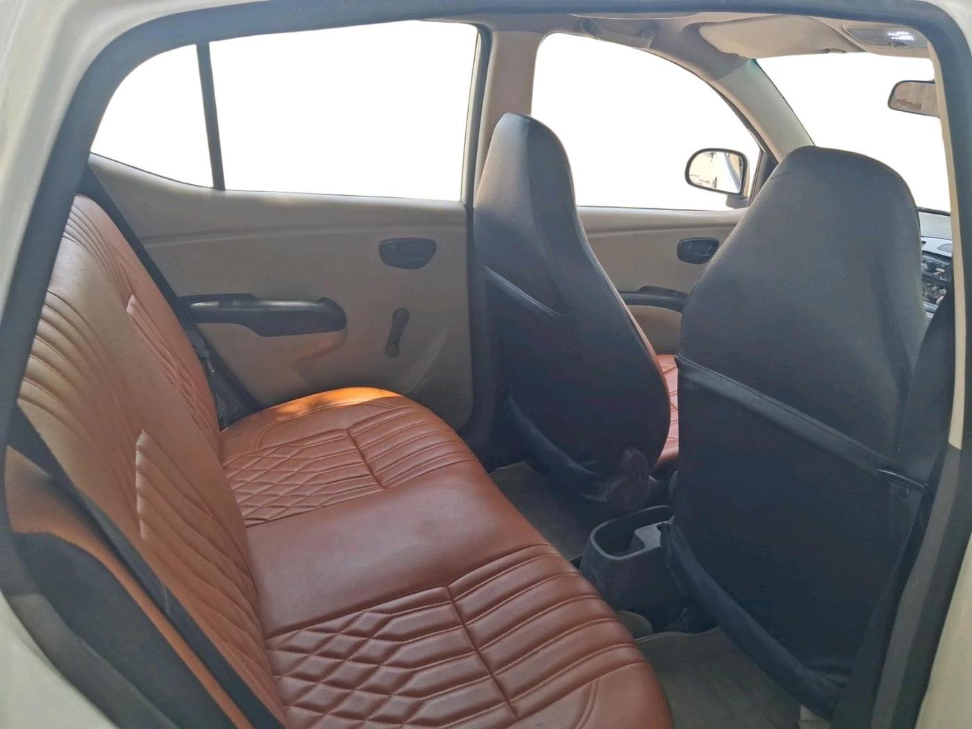 2013 Hyundai i10 ERA 1.1, Petrol, Manual, 99,266 km, interior