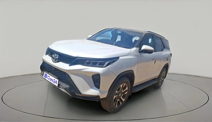 2024 Toyota Fortuner 4X2 AT 2.8 LEGENDER, Diesel, Automatic, 39,455 km, exterior