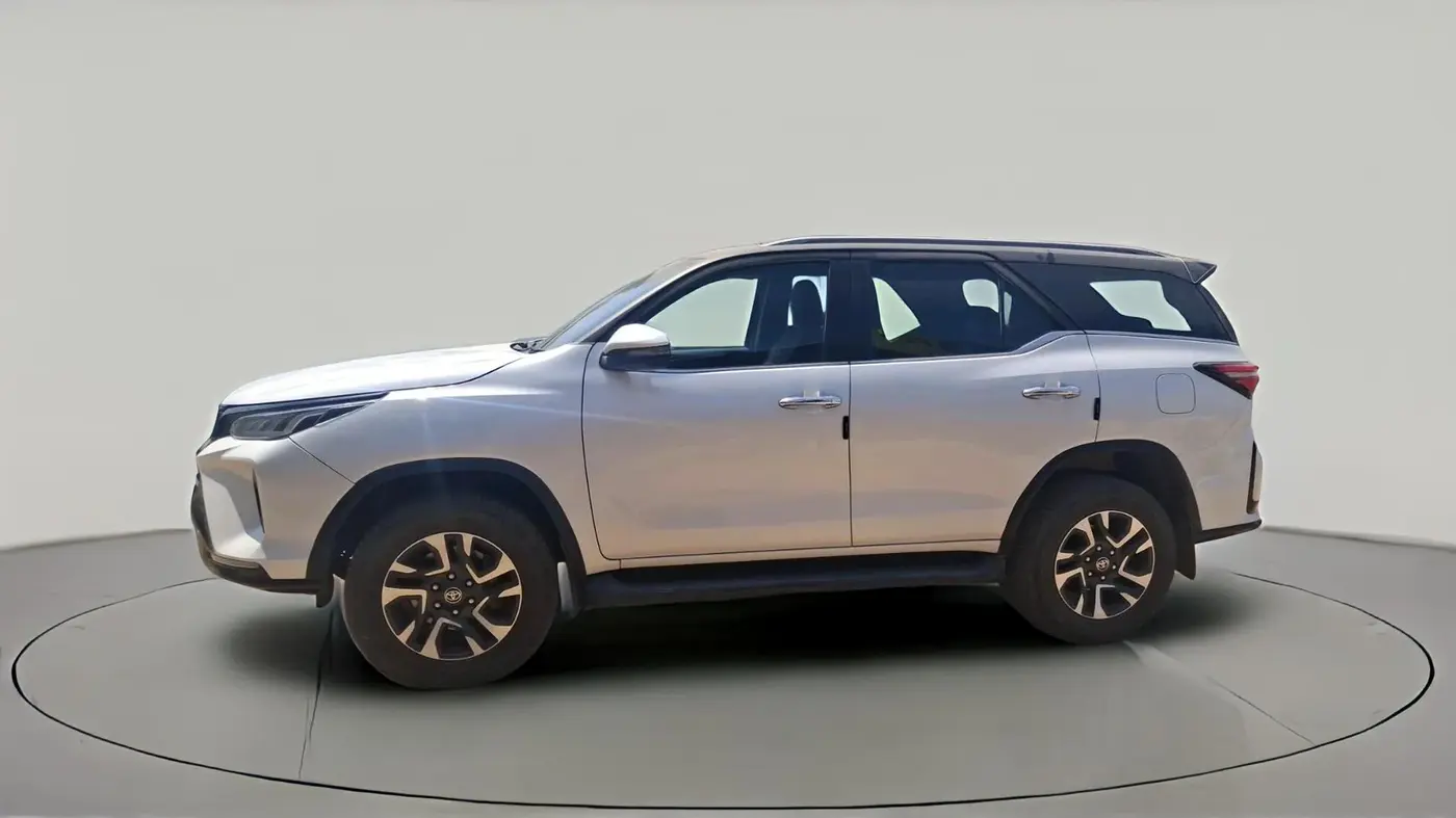 2024 Toyota Fortuner 4X2 AT 2.8 LEGENDER, Diesel, Automatic, 39,455 km, exterior