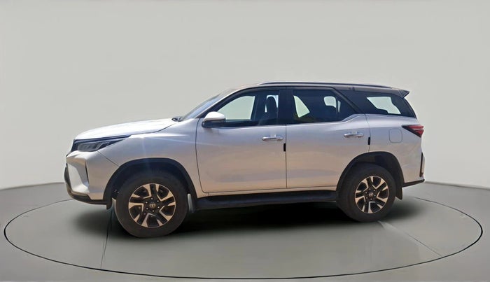 2024 Toyota Fortuner 4X2 AT 2.8 LEGENDER, Diesel, Automatic, 39,455 km, exterior