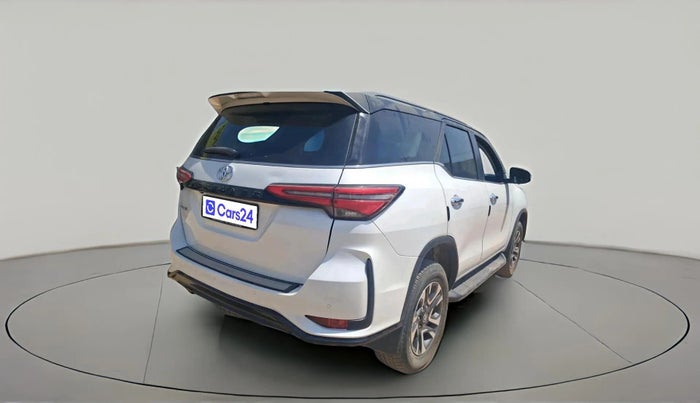 2024 Toyota Fortuner 4X2 AT 2.8 LEGENDER, Diesel, Automatic, 39,455 km, exterior