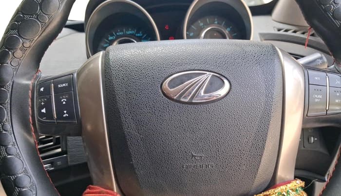 2020 Mahindra XUV500 W7, Diesel, Manual, 42,528 km, interior