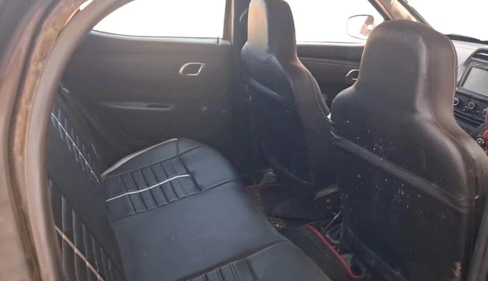 2018 Renault Kwid RXT 1.0 (O), CNG, Manual, 94,845 km, interior