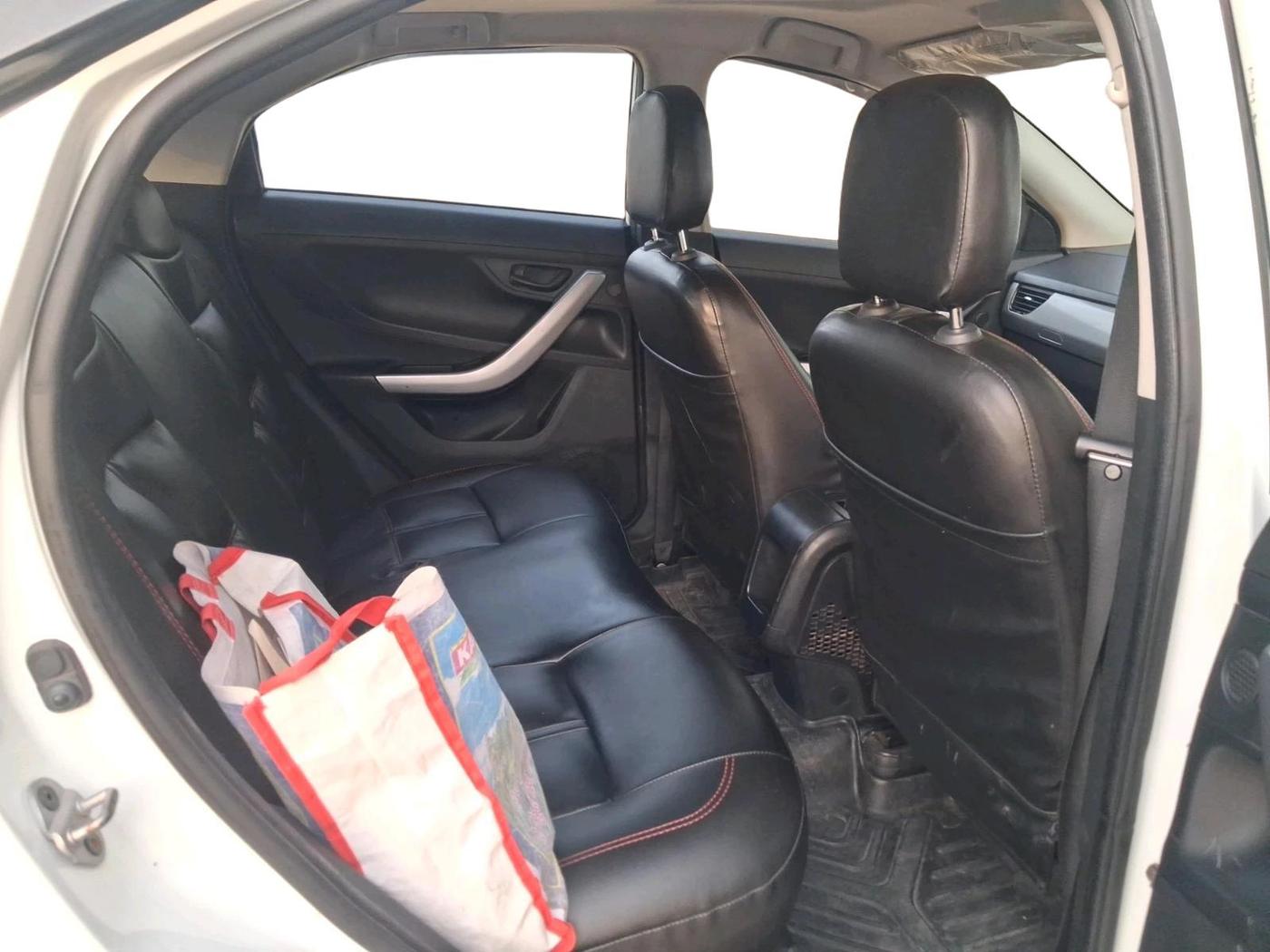 2023 Tata NEXON XM SUNROOF DIESEL, Diesel, Manual, 83,752 km, interior