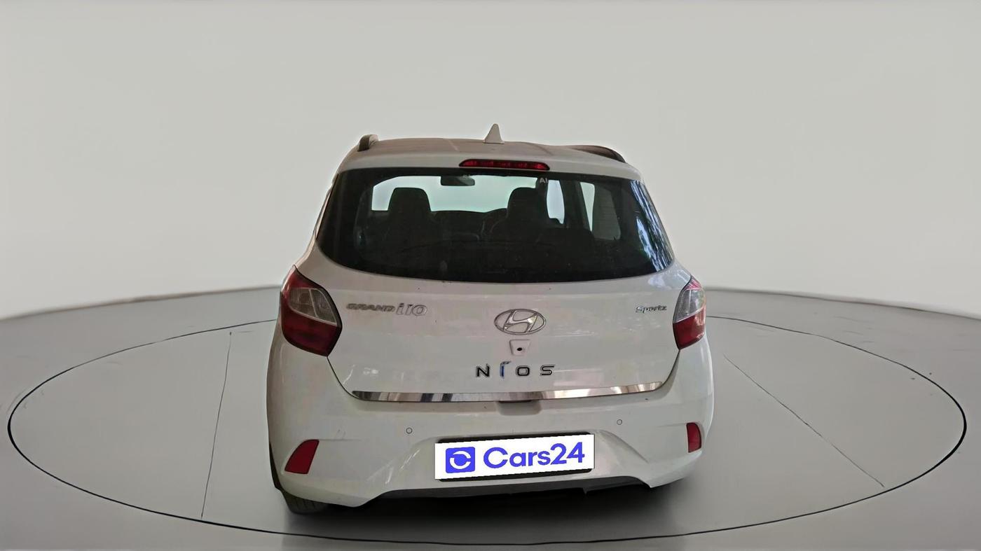2022 Hyundai GRAND I10 NIOS SPORTZ 1.2 KAPPA VTVT CNG, CNG, Manual, 94,435 km, exterior