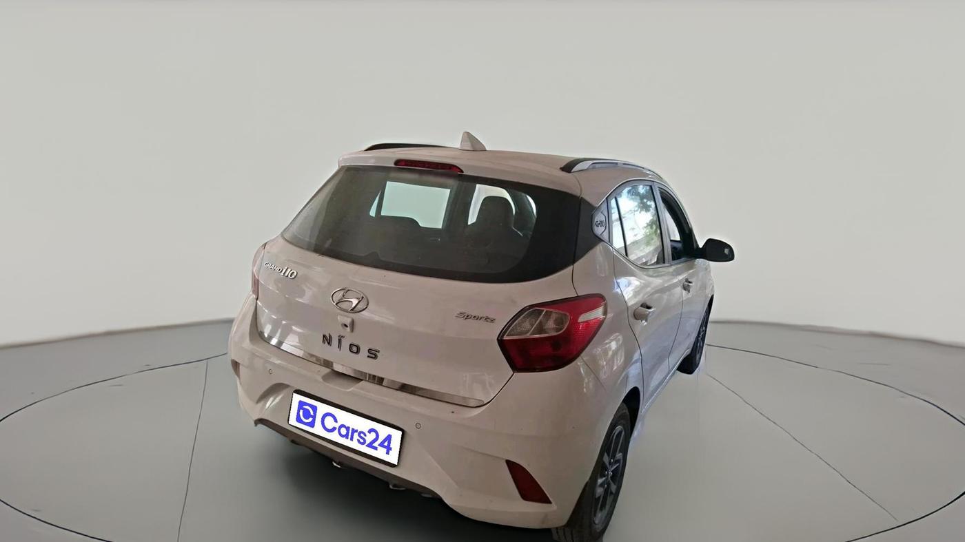 2022 Hyundai GRAND I10 NIOS SPORTZ 1.2 KAPPA VTVT CNG, CNG, Manual, 94,435 km, exterior
