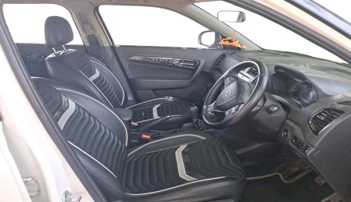 2017 Maruti Vitara Brezza ZDI PLUS, Diesel, Manual, 1,20,103 km, interior