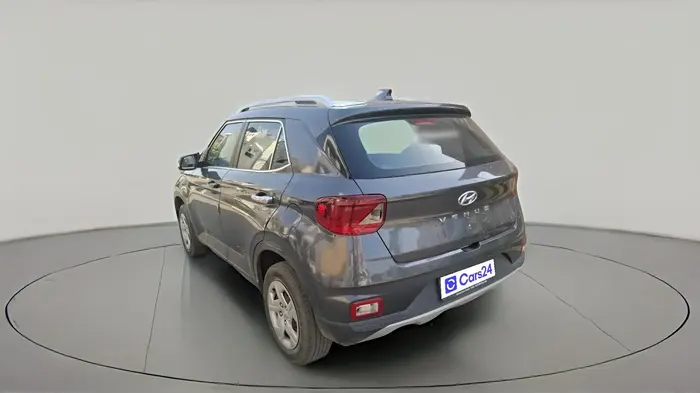 2022 Hyundai VENUE S+ 1.2, Petrol, Manual, 52,984 km, exterior