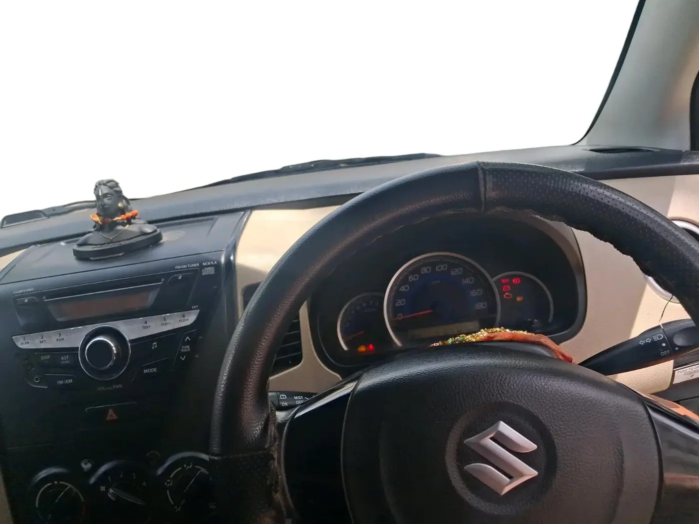 2017 Maruti Wagon R 1.0 VXI, CNG, Manual, 1,07,727 km, interior