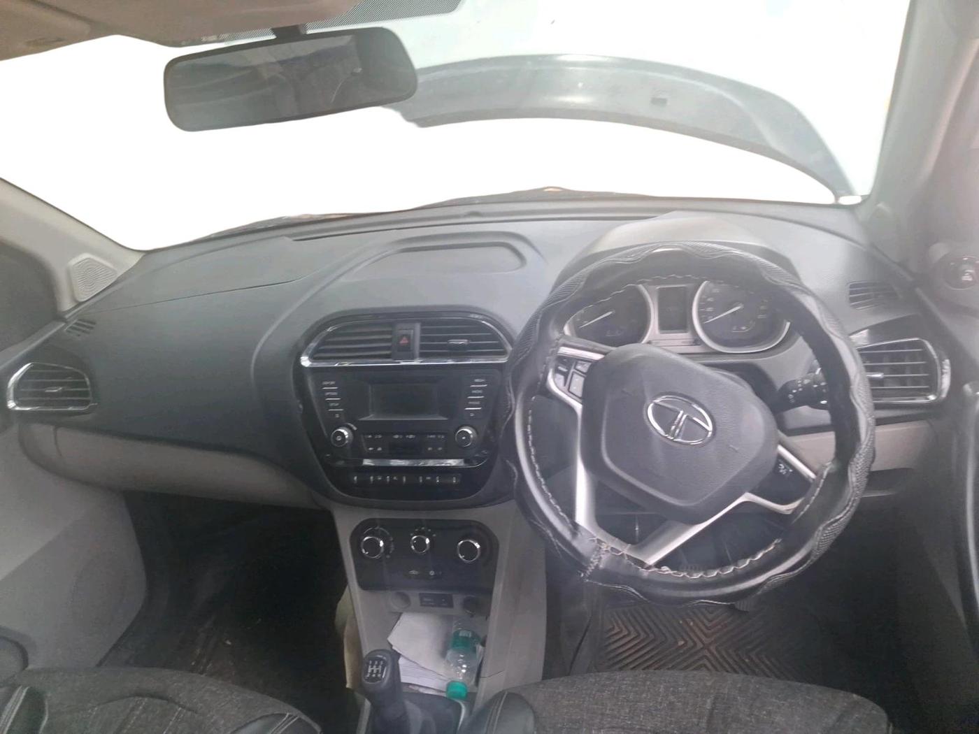 2016 Tata Tiago XZ PETROL, CNG, Manual, 2,57,376 km, interior