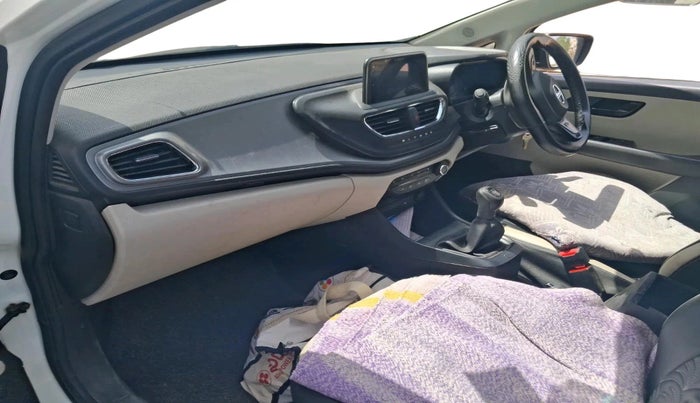 2023 Tata ALTROZ XM PLUS CNG, CNG, Manual, 49,887 km, interior