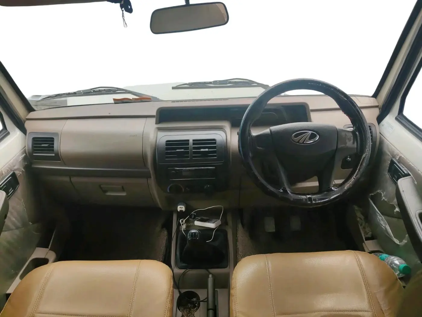 2022 Mahindra Bolero B6 (O), Diesel, Manual, 90,800 km, interior