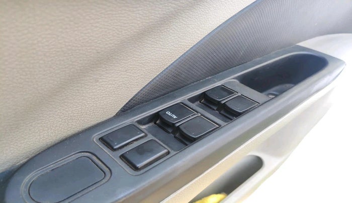 2015 Maruti Celerio VXI CNG, CNG, Manual, 1,73,000 km, interior