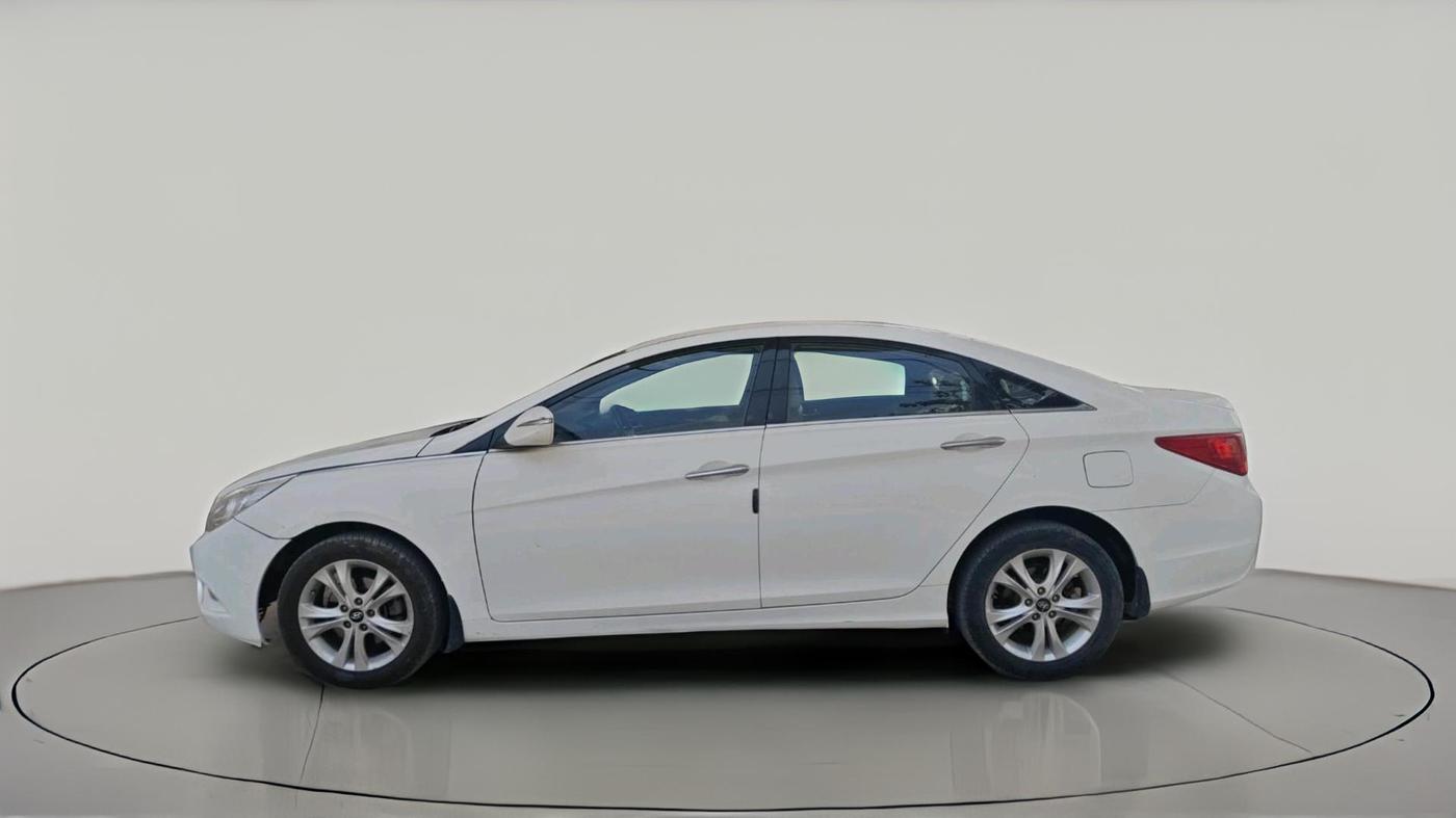 2014 Hyundai Sonata 2.4 GDI MT, Petrol, Manual, 1,06,355 km, exterior