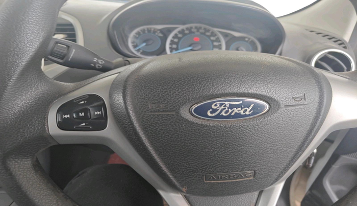 2017 Ford New Figo TITANIUM 1.2 PETROL MT, Petrol, Manual, 97,868 km, interior