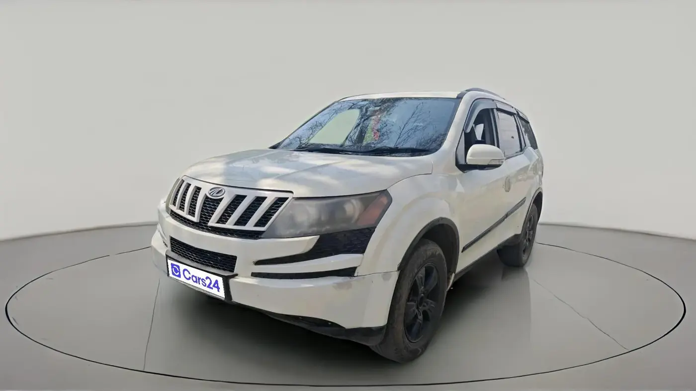 2013 Mahindra XUV500 W8, Diesel, Manual, 1,34,127 km, exterior