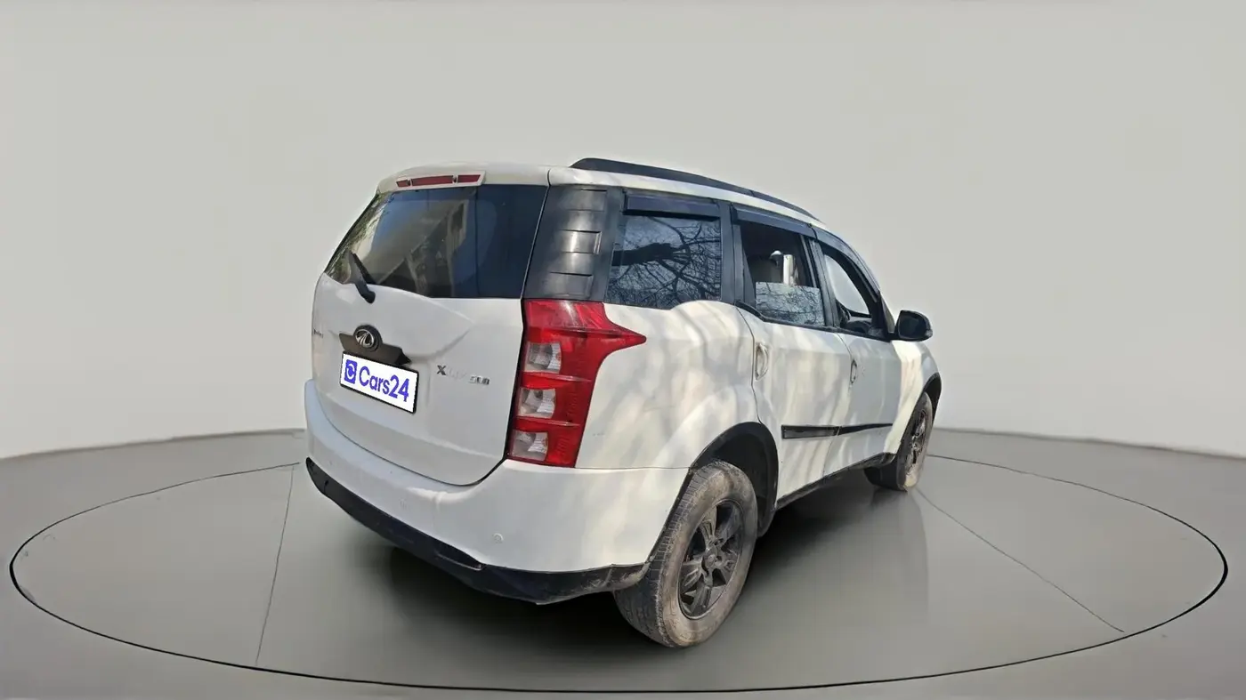 2013 Mahindra XUV500 W8, Diesel, Manual, 1,34,127 km, exterior