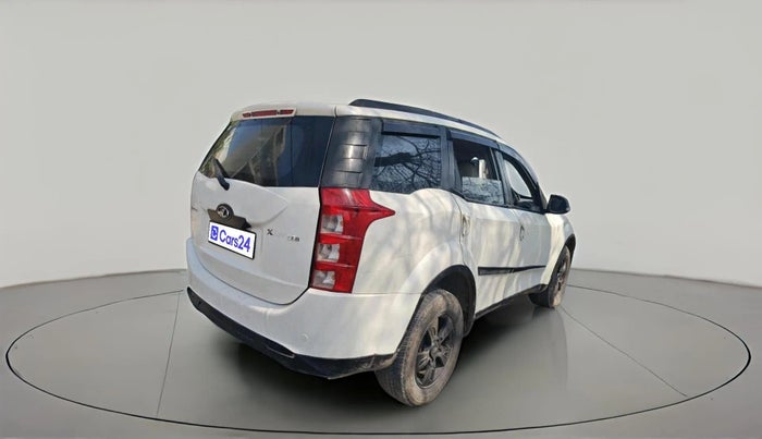 2013 Mahindra XUV500 W8, Diesel, Manual, 1,34,127 km, exterior