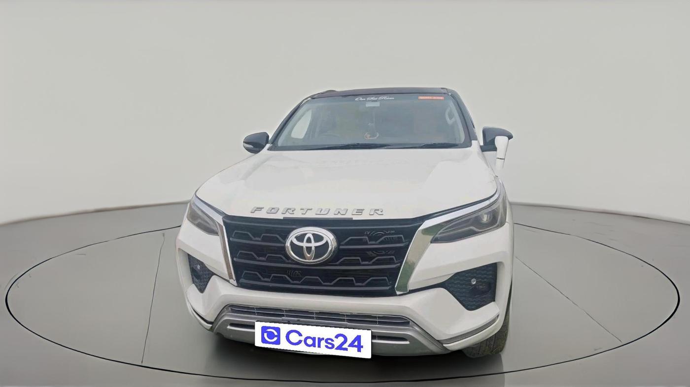 2017 Toyota Fortuner 2.8 4X2 MT, Diesel, Manual, 1,43,054 km, exterior