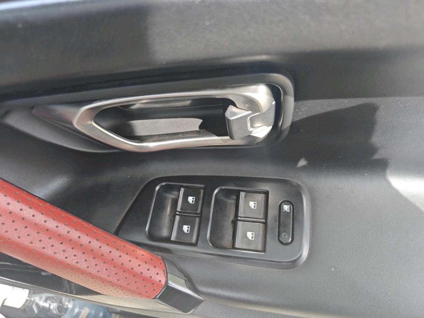 2023 Tata Harrier XZA + O 2.0L RED DARK EDITION 5 STR, Diesel, Automatic, 59,000 km, interior