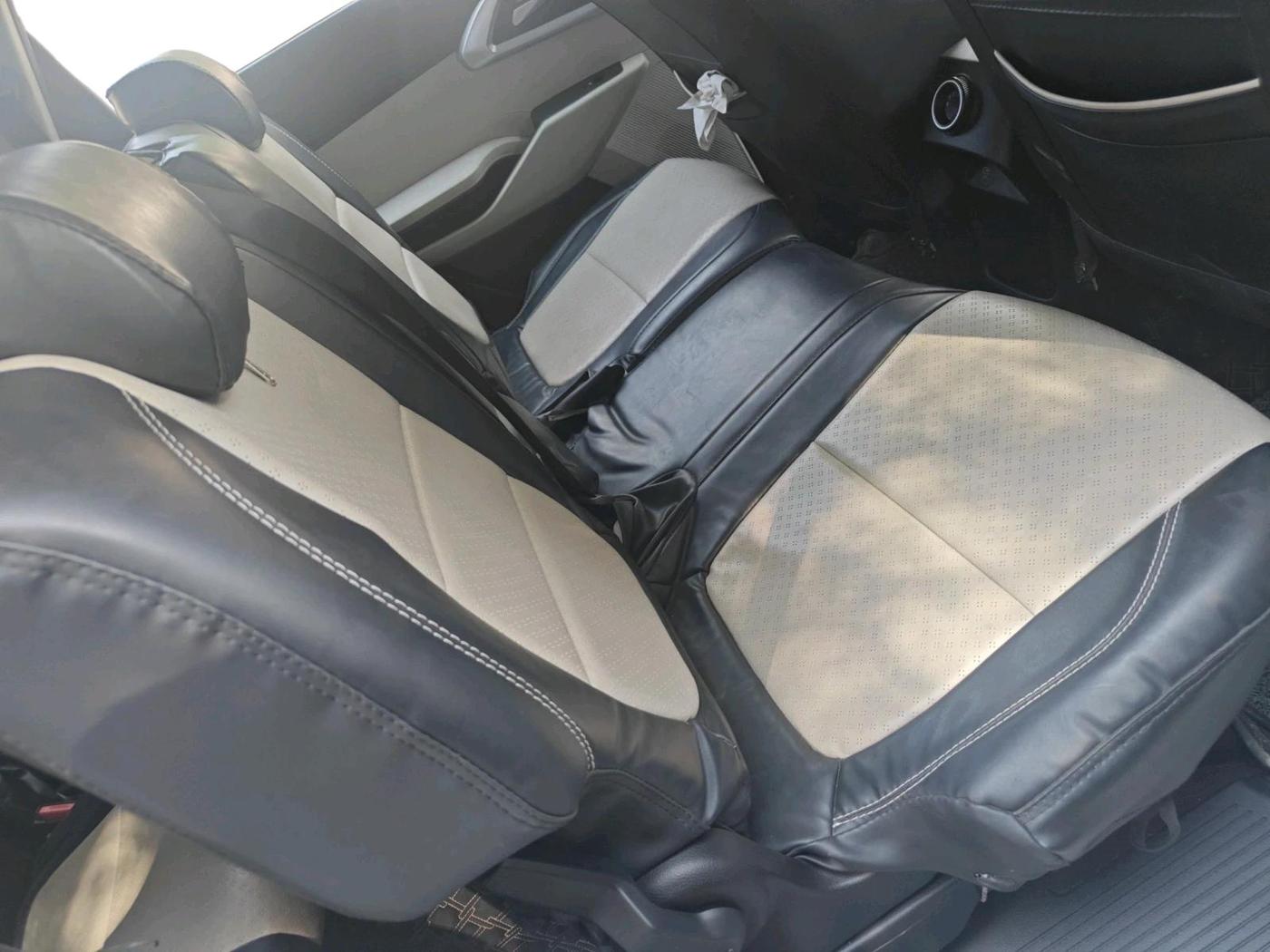 2023 KIA CARENS PRESTIGE 1.5 PETROL 7 STR, Petrol, Manual, 16,021 km, interior
