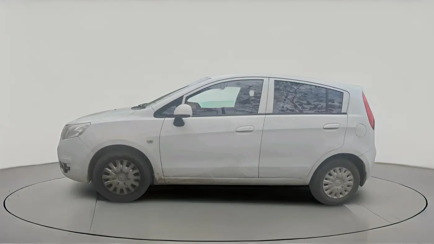 2015 Chevrolet Sail UVA 1.2 LS, Petrol, Manual, 67,333 km, exterior