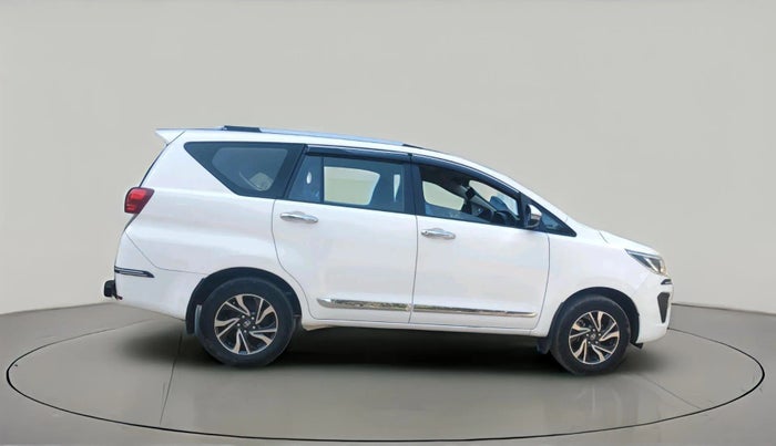 2022 Toyota Innova Crysta 2.4 GX 8 STR, Diesel, Manual, 88,844 km, exterior