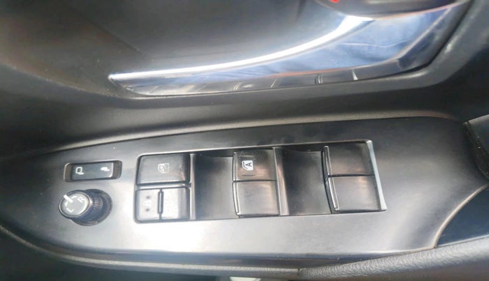 2022 Toyota Innova Crysta 2.4 GX 8 STR, Diesel, Manual, 88,844 km, interior