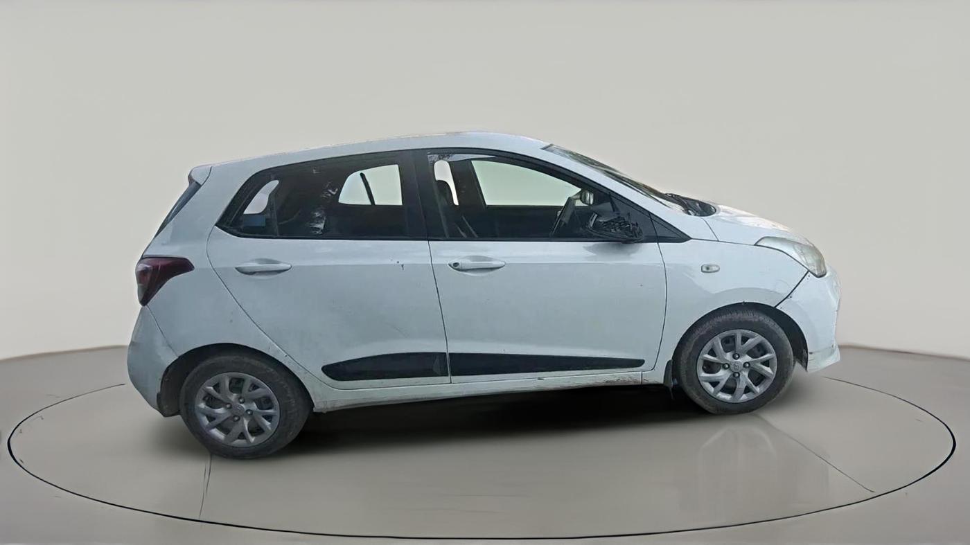 2017 Hyundai Grand i10 SPORTZ 1.2 KAPPA VTVT, Petrol, Manual, 1,07,988 km, exterior
