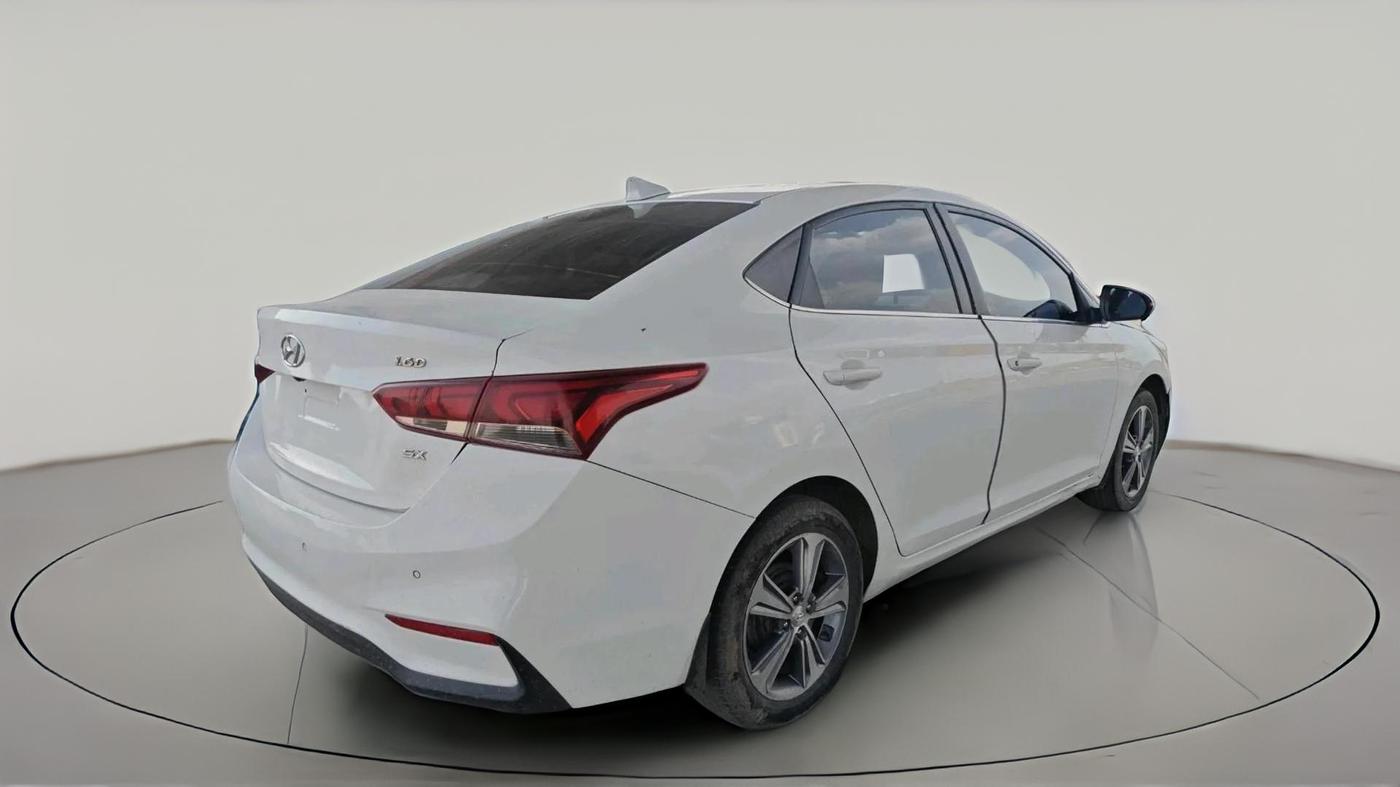 2018 Hyundai Verna 1.6 CRDI SX, Diesel, Manual, 1,32,096 km, exterior