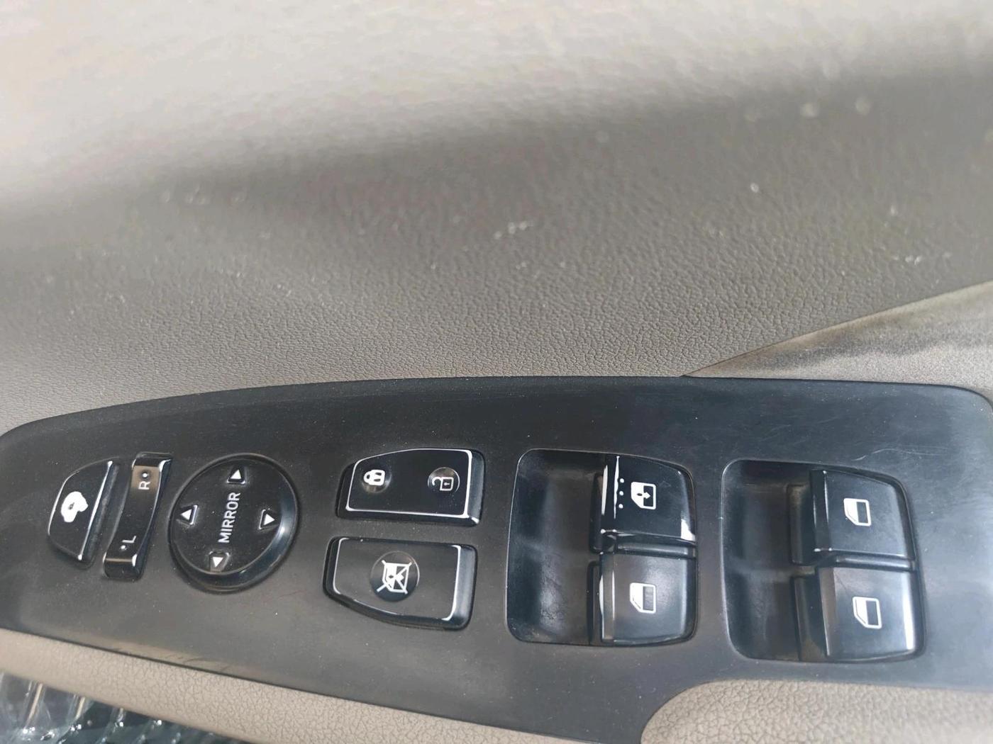 2018 Hyundai Verna 1.6 CRDI SX, Diesel, Manual, 1,32,096 km, interior