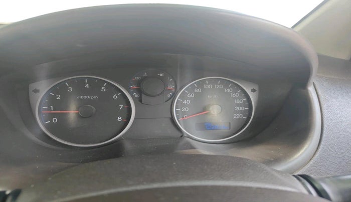 2011 Hyundai i20 SPORTZ 1.2, Petrol, Manual, 1,03,959 km, interior