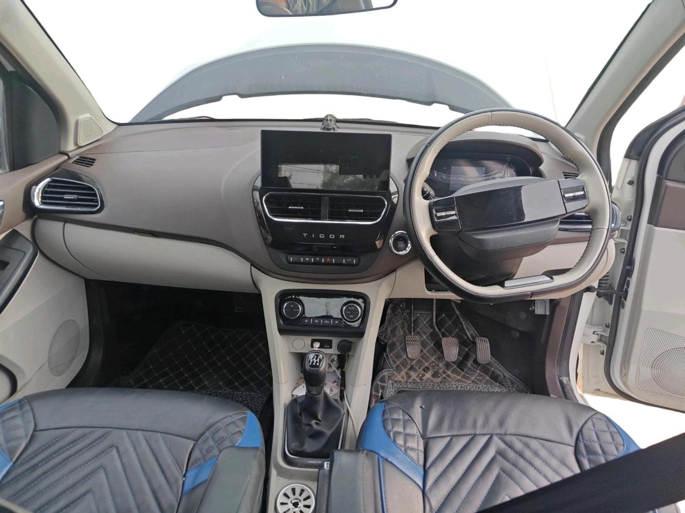 2025 Tata TIGOR XZ PLUS PETROL, Petrol, Manual, 8,502 km, interior