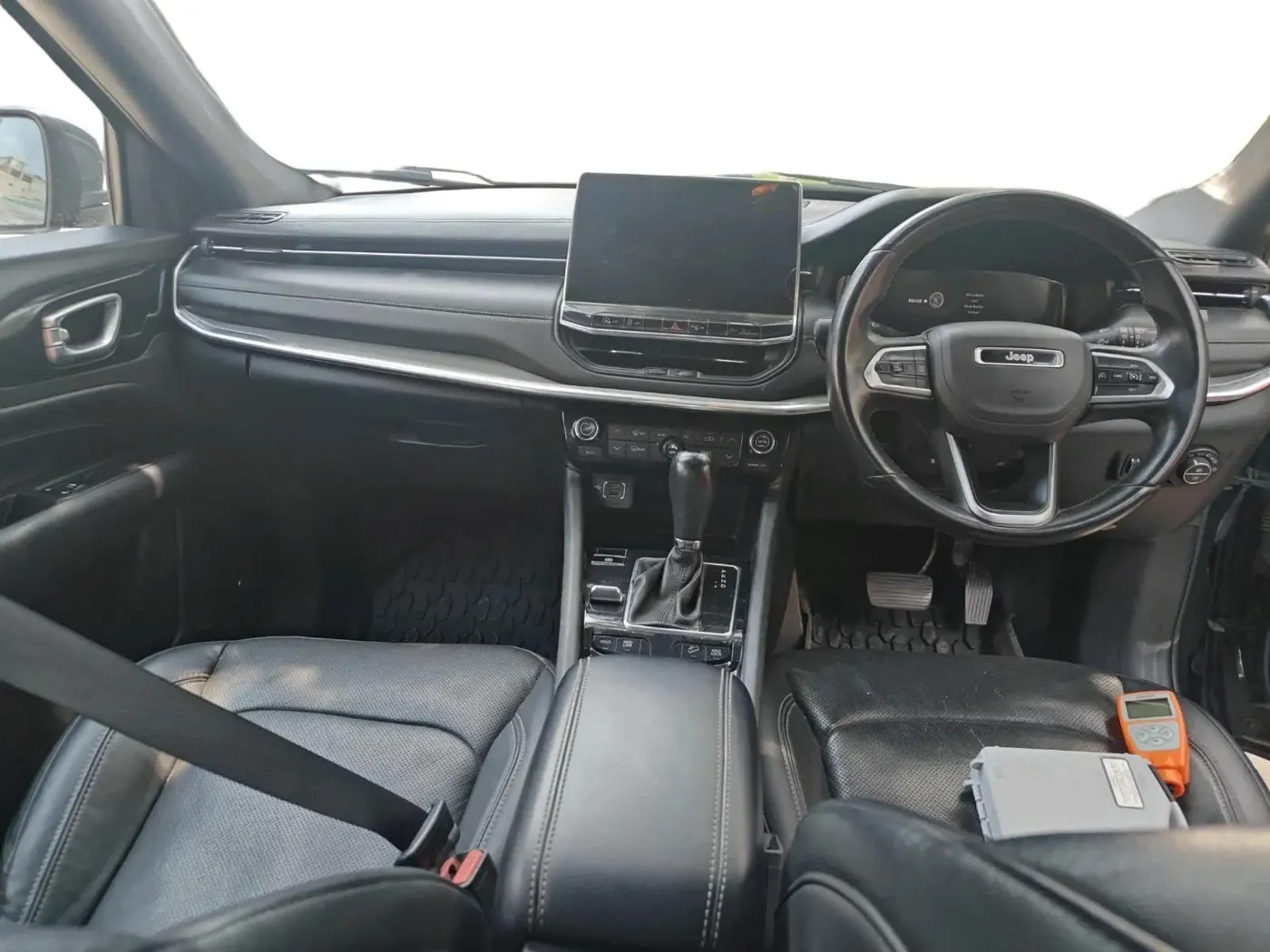 2022 Jeep Compass MODEL S (O) DIESEL 4X4 AT, Diesel, Automatic, 48,660 km, interior