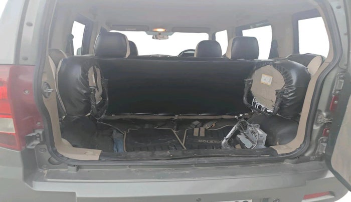 2021 Mahindra BOLERO NEO N 8, Diesel, Manual, 1,38,649 km, interior