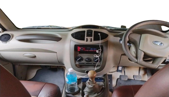 2013 Mahindra Quanto C6, Diesel, Manual, 85,570 km, interior